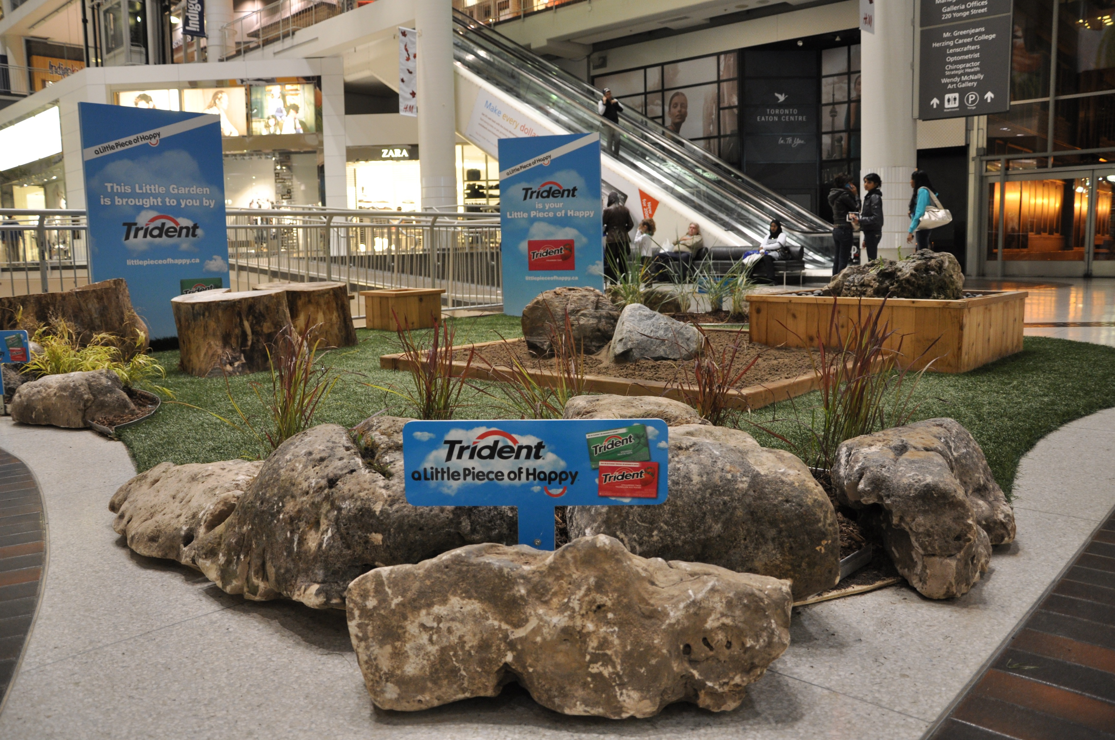 Trident — indoor garden installation